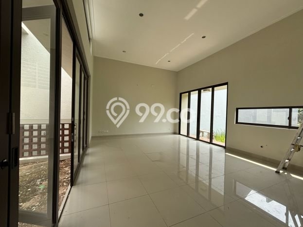 Rumah Disewakan Tangerang Selatan LT 350m2 LB 225m2 Kawasan Bintaro Rumah Disewakan Tangerang Selatan LT 350m2 LB 225m2 Kawasan Bintaro