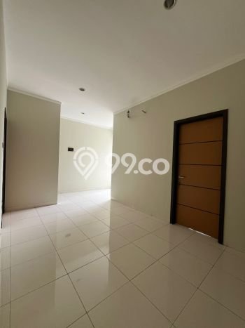 Rumah Area Nyaman di Bintaro, Tangerang Selatan, LT 135m² LB 200m² Rumah Area Nyaman di Bintaro, Tangerang Selatan, LT 135m² LB 200m²