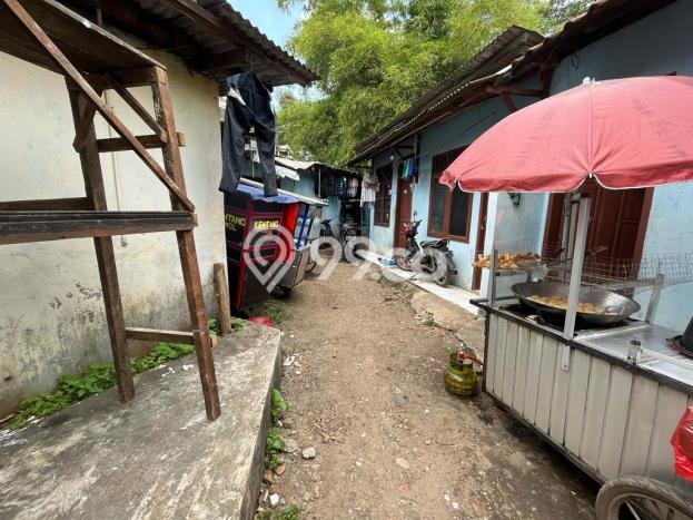 Rumah Eksklusif Siap Huni LT 714m2 di Ciracas, Jakarta Timur Rumah Eksklusif Siap Huni LT 714m2 di Ciracas, Jakarta Timur