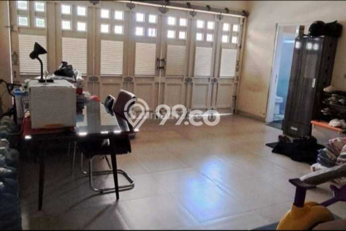 Dijual Rumah Luas Megah Dengan View Cantik di Taman Surya, Jakarta Barat Dijual Rumah Luas Megah Dengan View Cantik di Taman Surya, Jakarta Barat