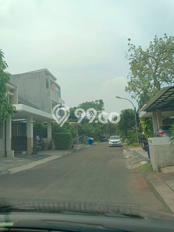 Disewakan! Rumah 3 Kamar Tidur &
2 Kamar Mandi di Alam Sutera, Tangerang Disewakan! Rumah 3 Kamar Tidur &
2 Kamar Mandi di Alam Sutera, Tangerang