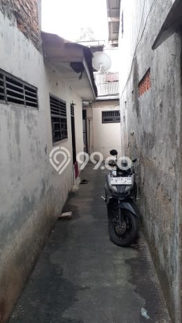 Jual Rumah Eksklusif 7 KT di Kemanggisan, Jakarta Barat Jual Rumah Eksklusif 7 KT di Kemanggisan, Jakarta Barat