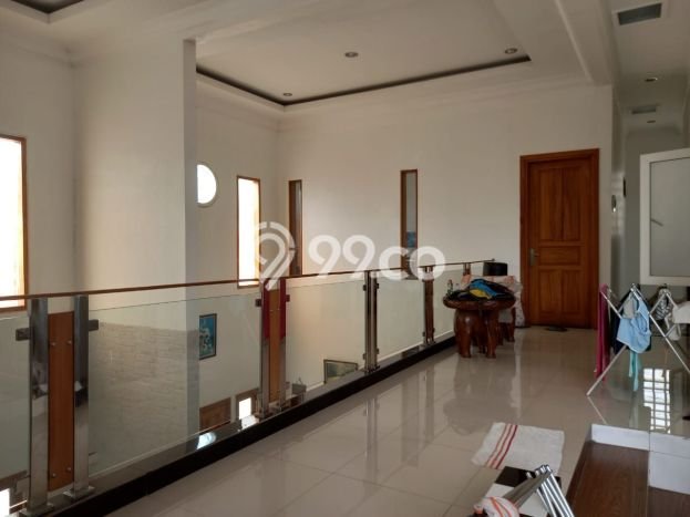 For Sale! Luxury House LT 240m2 Desain Modern di BSD Nusaloka For Sale! Luxury House LT 240m2 Desain Modern di BSD Nusaloka