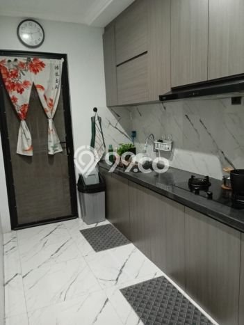 Rumah Elit LB 160m2 Siap Pakai Desain Elegan di Suvarna Sutera, Tangerang Rumah Elit LB 160m2 Siap Pakai Desain Elegan di Suvarna Sutera, Tangerang