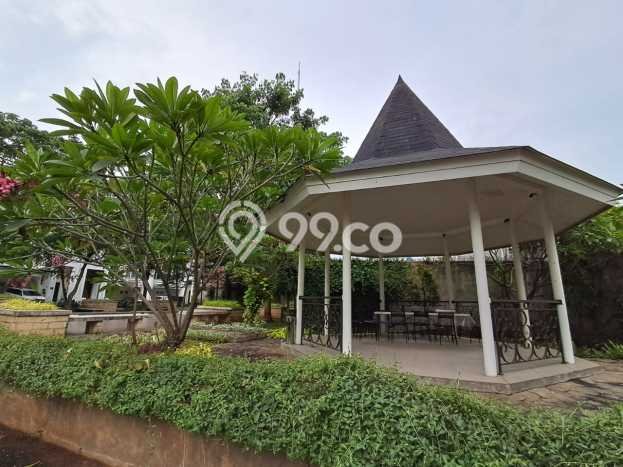 Rumah Luxury Modern Tanpa Renovasi di Joglo Jakarta Barat Rumah Luxury Modern Tanpa Renovasi di Joglo Jakarta Barat