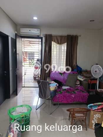 Dijual Hunian Rumah Terawat 3 KT di BSD City, Tangerang Dijual Hunian Rumah Terawat 3 KT di BSD City, Tangerang