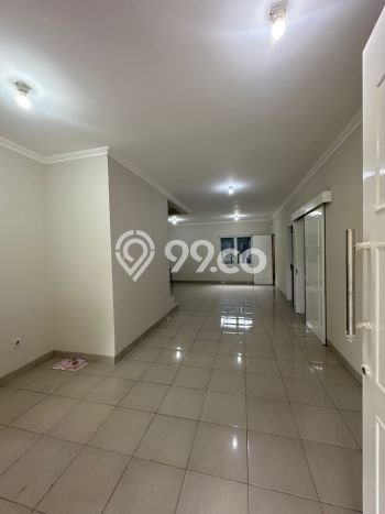 Rumah di Gading Serpong, 4 KT, Dekat Fasilitas Umum, Luas 120m² Bangunan 150m² Rumah di Gading Serpong, 4 KT, Dekat Fasilitas Umum, Luas 120m² Bangunan 150m²