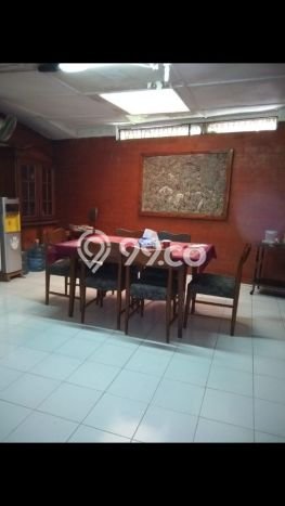 Siap Huni Rumah Mewah 5 Kamar di Senen Dekat ke Mana Saja Siap Huni Rumah Mewah 5 Kamar di Senen Dekat ke Mana Saja