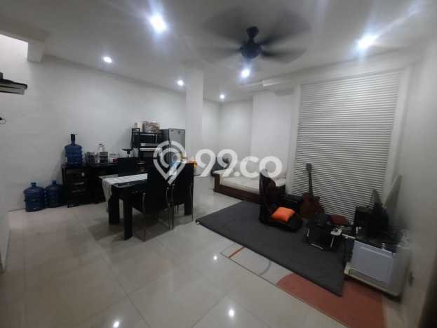 Dijual Segera Rumah LB 93m² di Area Premium, Jakarta Selatan Dijual Segera Rumah LB 93m² di Area Premium, Jakarta Selatan