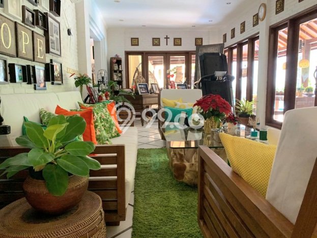 Rumah Elit Modern Tanpa Renovasi di Bintaro Tangerang Selatan Rumah Elit Modern Tanpa Renovasi di Bintaro Tangerang Selatan