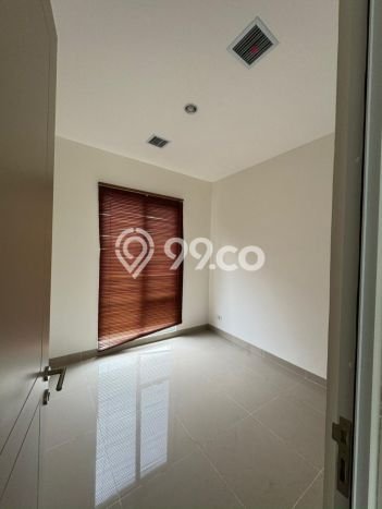 Rumah Area Nyaman kawasan Gading Serpong, Tangerang, Luas 105m² LB 124m² Rumah Area Nyaman kawasan Gading Serpong, Tangerang, Luas 105m² LB 124m²
