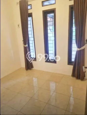 For Sale Hunian Rumah Terawat 3 Kamar di Graha Raya Bintaro, Tangerang Selatan For Sale Hunian Rumah Terawat 3 Kamar di Graha Raya Bintaro, Tangerang Selatan