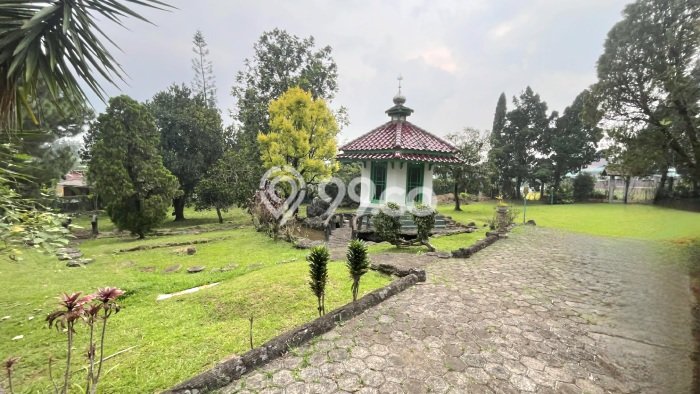 HARGA TERBAIK! Vila Kawasan Megamendung, Luas 4149m2m², Lokasi Strategis HARGA TERBAIK! Vila Kawasan Megamendung, Luas 4149m2m², Lokasi Strategis