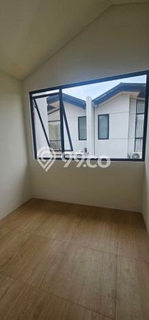 Jual Murah Rumah dengan 3 Kamar Tidur dan 3 Kamar Mandi di Kawasan Lippo Karawaci, Tangerang Jual Murah Rumah dengan 3 Kamar Tidur dan 3 Kamar Mandi di Kawasan Lippo Karawaci, Tangerang
