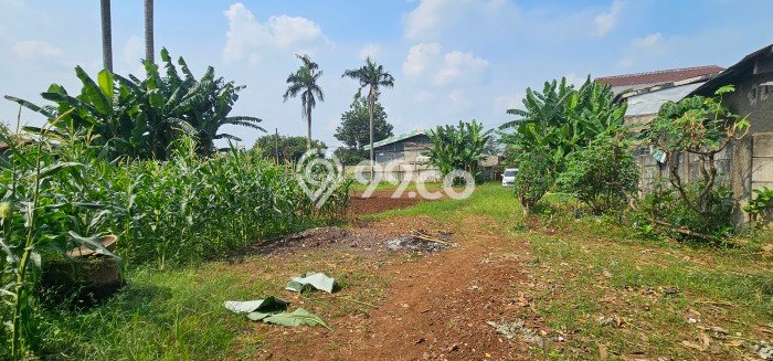 Tanah Dijual Lokasi Strategis di Tangerang Selatan dengan Luas 2300m2 Tanah Dijual Lokasi Strategis di Tangerang Selatan dengan Luas 2300m2