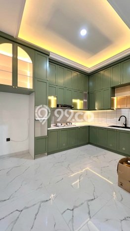 Siap Huni Rumah Mewah 4 Kamar di BSD Dekat ke Mana Saja Siap Huni Rumah Mewah 4 Kamar di BSD Dekat ke Mana Saja