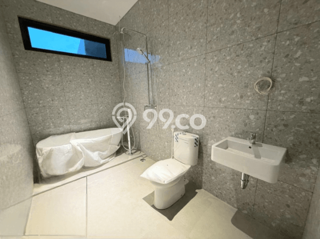 Ready to Use! Luxury House LT 306m2 Desain Modern di Bintaro Ready to Use! Luxury House LT 306m2 Desain Modern di Bintaro