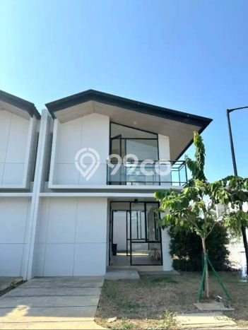 Jual Murah Rumah dengan 3 Kamar Tidur dan 3 Kamar Mandi di Kawasan Lippo Karawaci, Tangerang Jual Murah Rumah dengan 3 Kamar Tidur dan 3 Kamar Mandi di Kawasan Lippo Karawaci, Tangerang
