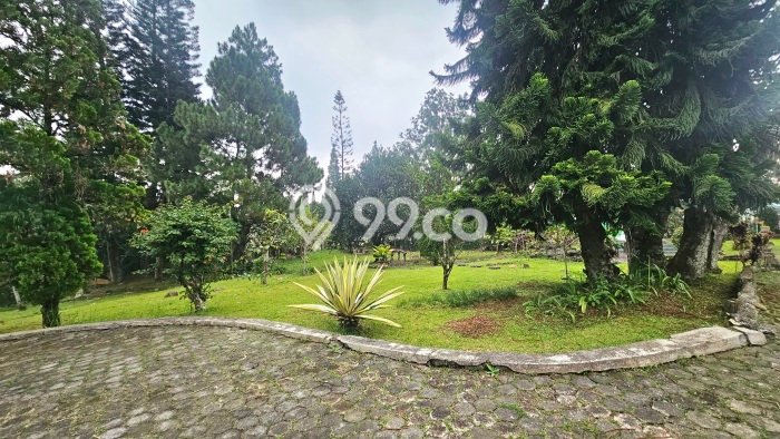HARGA TERBAIK! Vila Kawasan Megamendung, Luas 4149m2m², Lokasi Strategis HARGA TERBAIK! Vila Kawasan Megamendung, Luas 4149m2m², Lokasi Strategis