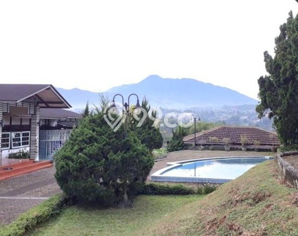 FOR SALE! Vila di Megamendung, Area 4235m2m², Posisi Premium FOR SALE! Vila di Megamendung, Area 4235m2m², Posisi Premium