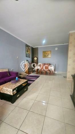 Rumah Modern 4 KT di BSD Graha Raya Tangerang Semi Furnished Rumah Modern 4 KT di BSD Graha Raya Tangerang Semi Furnished