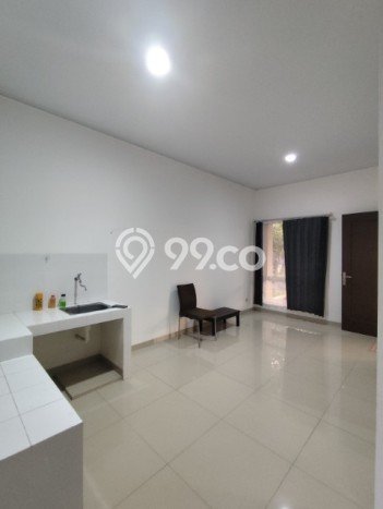 Jarang Ada! Rumah Sewa 2 Kamar Bagus Siap Huni Suvarna Sutera Jarang Ada! Rumah Sewa 2 Kamar Bagus Siap Huni Suvarna Sutera