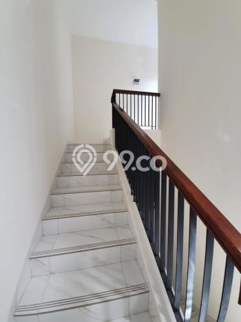 Dijual Rumah Eksklusif 4 KT di Suvarna Sutera, Tangerang Dijual Rumah Eksklusif 4 KT di Suvarna Sutera, Tangerang