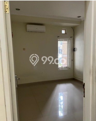 Ready to Use! Luxury House LT 170m2 Desain Modern di Alam Sutera Ready to Use! Luxury House LT 170m2 Desain Modern di Alam Sutera