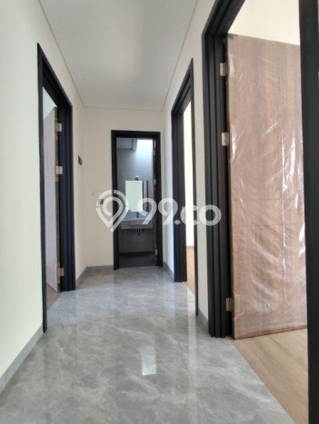 Disewakan! Rumah 3 Kamar Tidur &
3 Kamar Mandi di Suvarna Sutera, Tangerang Disewakan! Rumah 3 Kamar Tidur &
3 Kamar Mandi di Suvarna Sutera, Tangerang