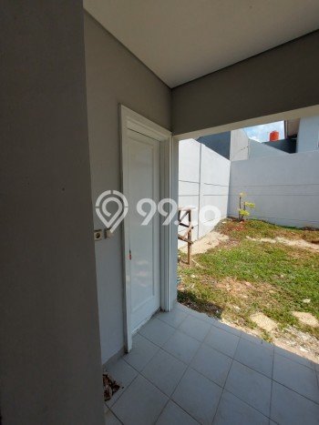 Rumah Luxury Modern Siap Huni di Suvarna Sutera Tangerang Rumah Luxury Modern Siap Huni di Suvarna Sutera Tangerang