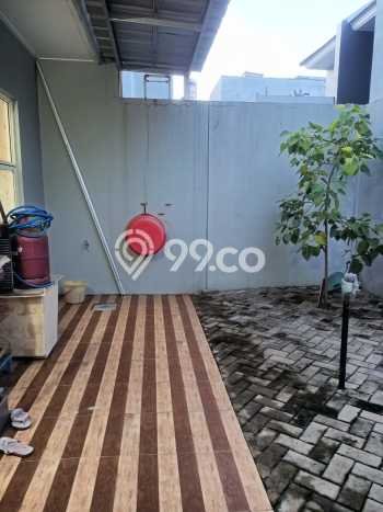 Rumah sewa siap pakai 3 KT di Suvarna Sutera, Tangerang Rumah sewa siap pakai 3 KT di Suvarna Sutera, Tangerang