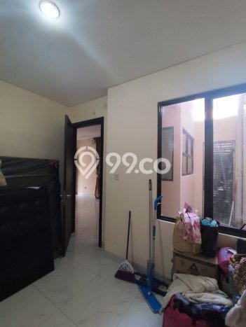 Rumah sewa siap pakai 3 Kamar Tidur di Suvarna Sutera, Tangerang Rumah sewa siap pakai 3 Kamar Tidur di Suvarna Sutera, Tangerang