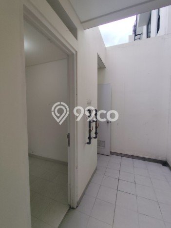 Disewakan Rumah Murah di Suvarna Sutera Tangerang Punya 3 KT Disewakan Rumah Murah di Suvarna Sutera Tangerang Punya 3 KT