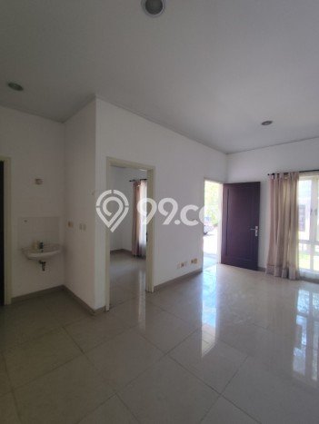 Rumah Luas Asri 2 KT Siap Pakai di Suvarna Sutera Tangerang Rumah Luas Asri 2 KT Siap Pakai di Suvarna Sutera Tangerang