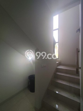 Rumah Modern 3 KT di Suvarna Sutera Tangerang Unfurnished Rumah Modern 3 KT di Suvarna Sutera Tangerang Unfurnished