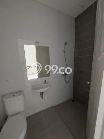 For Sale Hunian Rumah Terawat 3 Kamar di Suvarna Sutera, Tangerang For Sale Hunian Rumah Terawat 3 Kamar di Suvarna Sutera, Tangerang