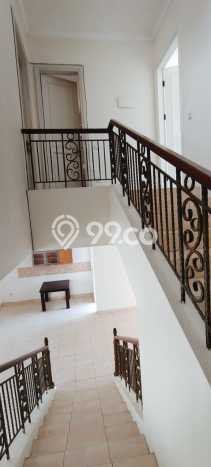 For Sale! Luxury House LT 180m2 Desain Elegan di BSD The Green For Sale! Luxury House LT 180m2 Desain Elegan di BSD The Green