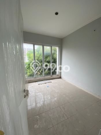 Jual Rumah Bagus Siap Huni LB 108m2 di Serpong, Tangerang Selatan Jual Rumah Bagus Siap Huni LB 108m2 di Serpong, Tangerang Selatan