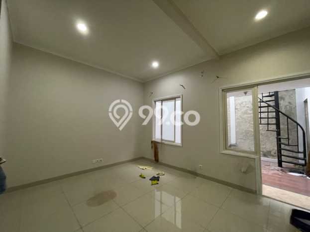 Ready to Use! Luxury House LT 144m2 Desain Elegan di Gading Serpong Ready to Use! Luxury House LT 144m2 Desain Elegan di Gading Serpong