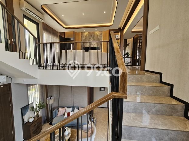 Rumah Elit Modern Tanpa Renovasi di BSD Tangerang Rumah Elit Modern Tanpa Renovasi di BSD Tangerang