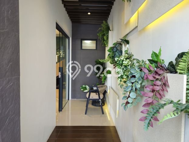 Rumah Luxury Modern Tanpa Renovasi di Gading Serpong Tangerang Rumah Luxury Modern Tanpa Renovasi di Gading Serpong Tangerang