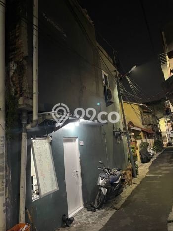 Rumah Modern 5 KT di Sumur Batu Jakarta Pusat Rumah Modern 5 KT di Sumur Batu Jakarta Pusat