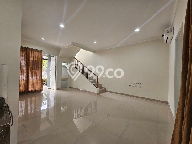 Rumah PREMIUM! area Gading Serpong, Tangerang, LT 128m² LB 148m², HARGA SPESIAL Rumah PREMIUM! area Gading Serpong, Tangerang, LT 128m² LB 148m², HARGA SPESIAL
