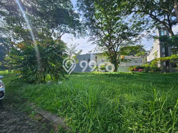 Tanah Dijual Area Strategis di BSD Tangerang 300m2 Tanah Dijual Area Strategis di BSD Tangerang 300m2