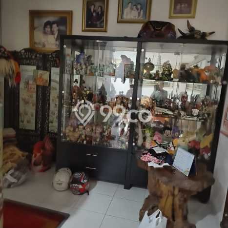 Dijual Rumah Luas Megah Dengan View Eksklusif di Gading Serpong, Tangerang Dijual Rumah Luas Megah Dengan View Eksklusif di Gading Serpong, Tangerang