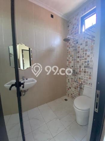 Rumah Elit Modern Tanpa Renovasi di Gading Serpong Tangerang Rumah Elit Modern Tanpa Renovasi di Gading Serpong Tangerang