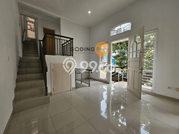 Dijual Hunian Rumah Terawat 3 Kamar di Gading Serpong, Tangerang Dijual Hunian Rumah Terawat 3 Kamar di Gading Serpong, Tangerang