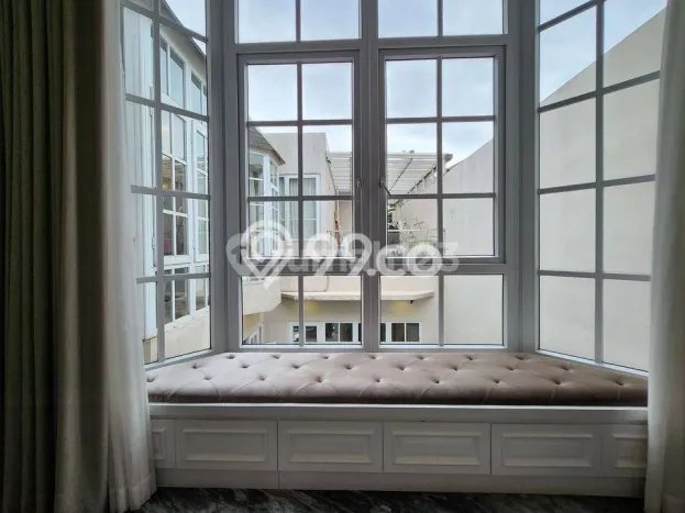 Dijual Rumah Luas Megah Dengan View Eksklusif di BSD, Tangerang Dijual Rumah Luas Megah Dengan View Eksklusif di BSD, Tangerang