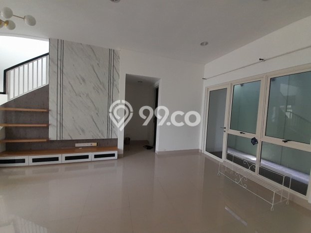Jual Rumah Eksklusif 4 KT di BSD Nusaloka, Tangerang Jual Rumah Eksklusif 4 KT di BSD Nusaloka, Tangerang