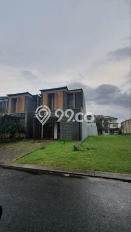 Ready to Use! Luxury House LT 200m2 Desain Elegan di Alam Sutera Ready to Use! Luxury House LT 200m2 Desain Elegan di Alam Sutera
